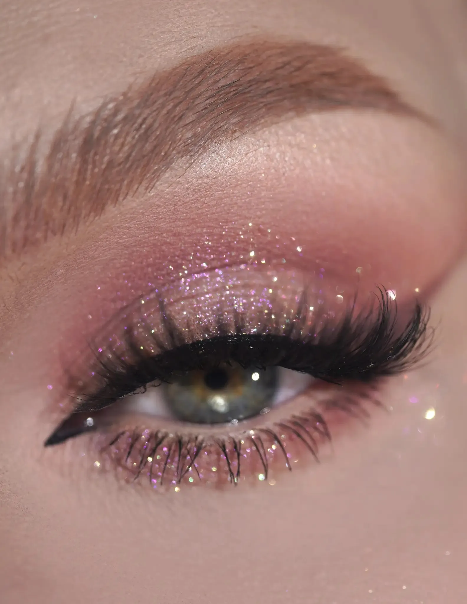 #26 Pink Beige Eyeshadow Glitter