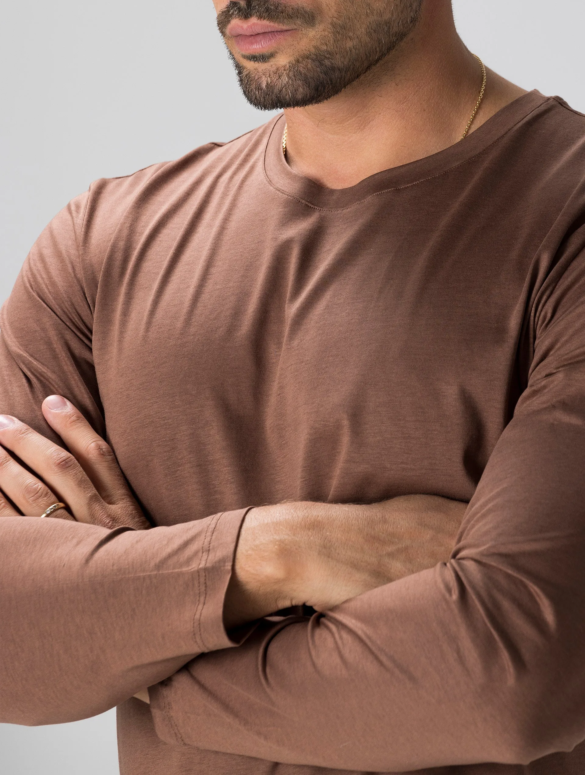 CHARLIE LONG SLEEVED T-SHIRT IN TOBACCO