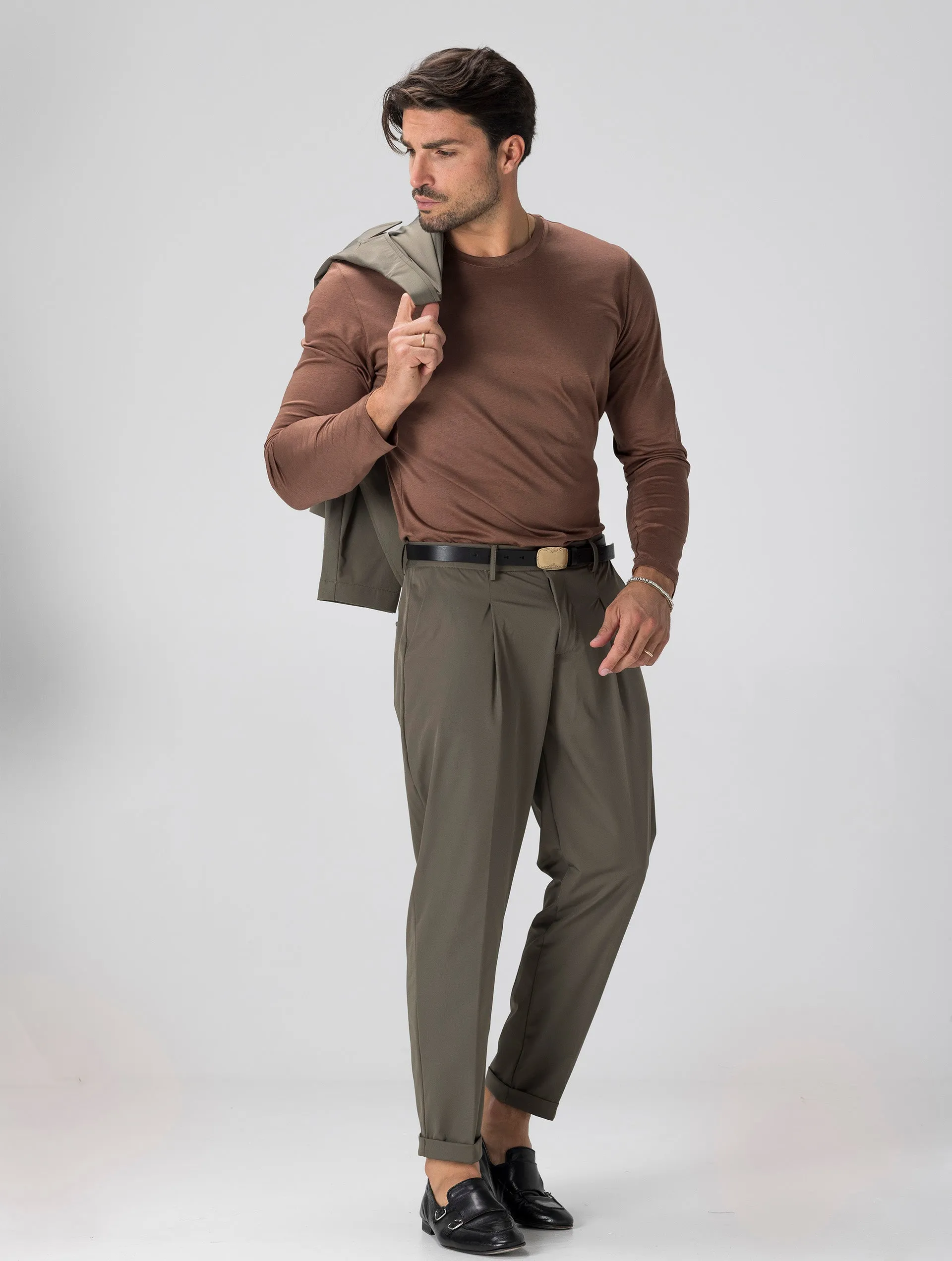 CHARLIE LONG SLEEVED T-SHIRT IN TOBACCO
