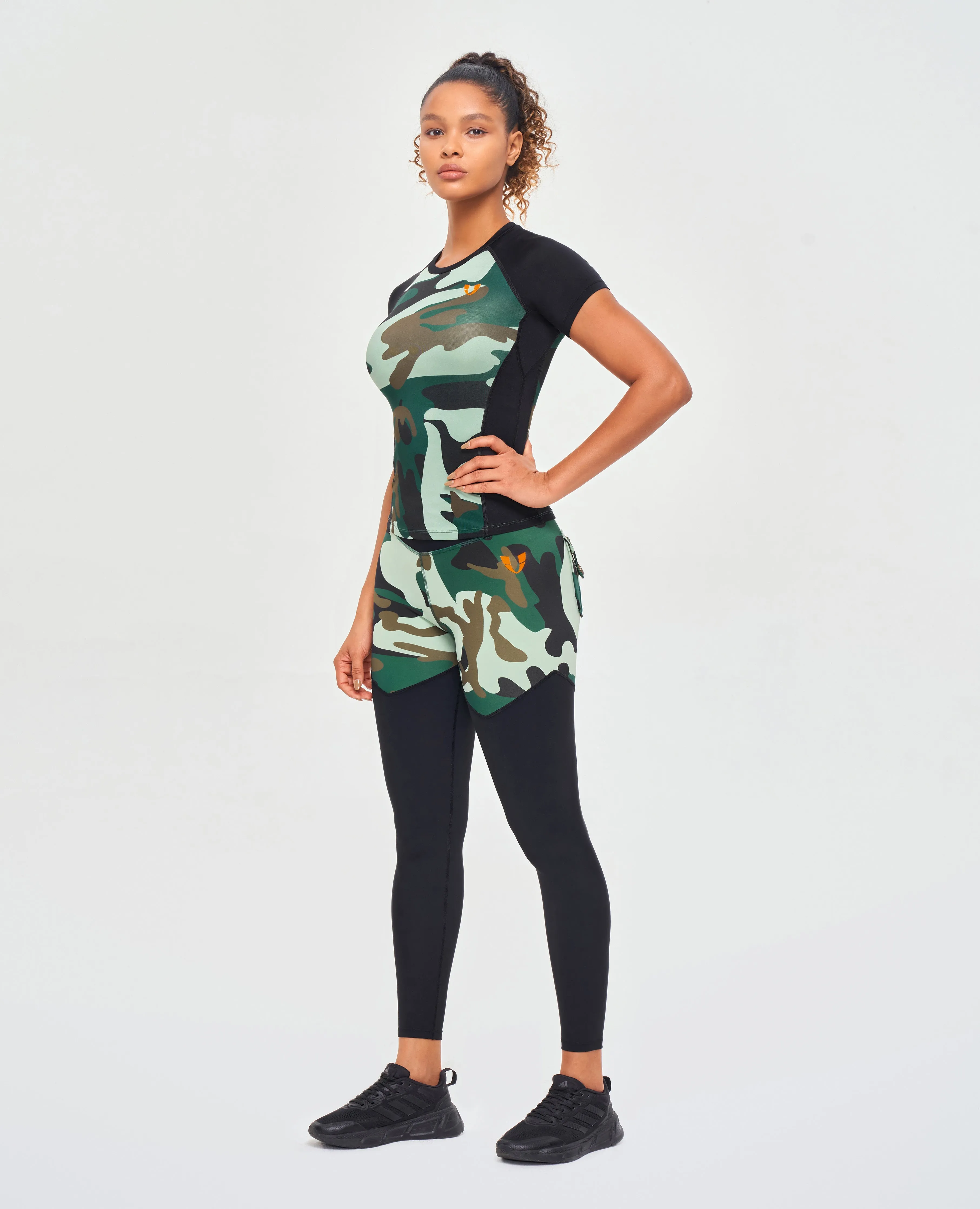 Contrast Color T-shirt - Green Camo and Black