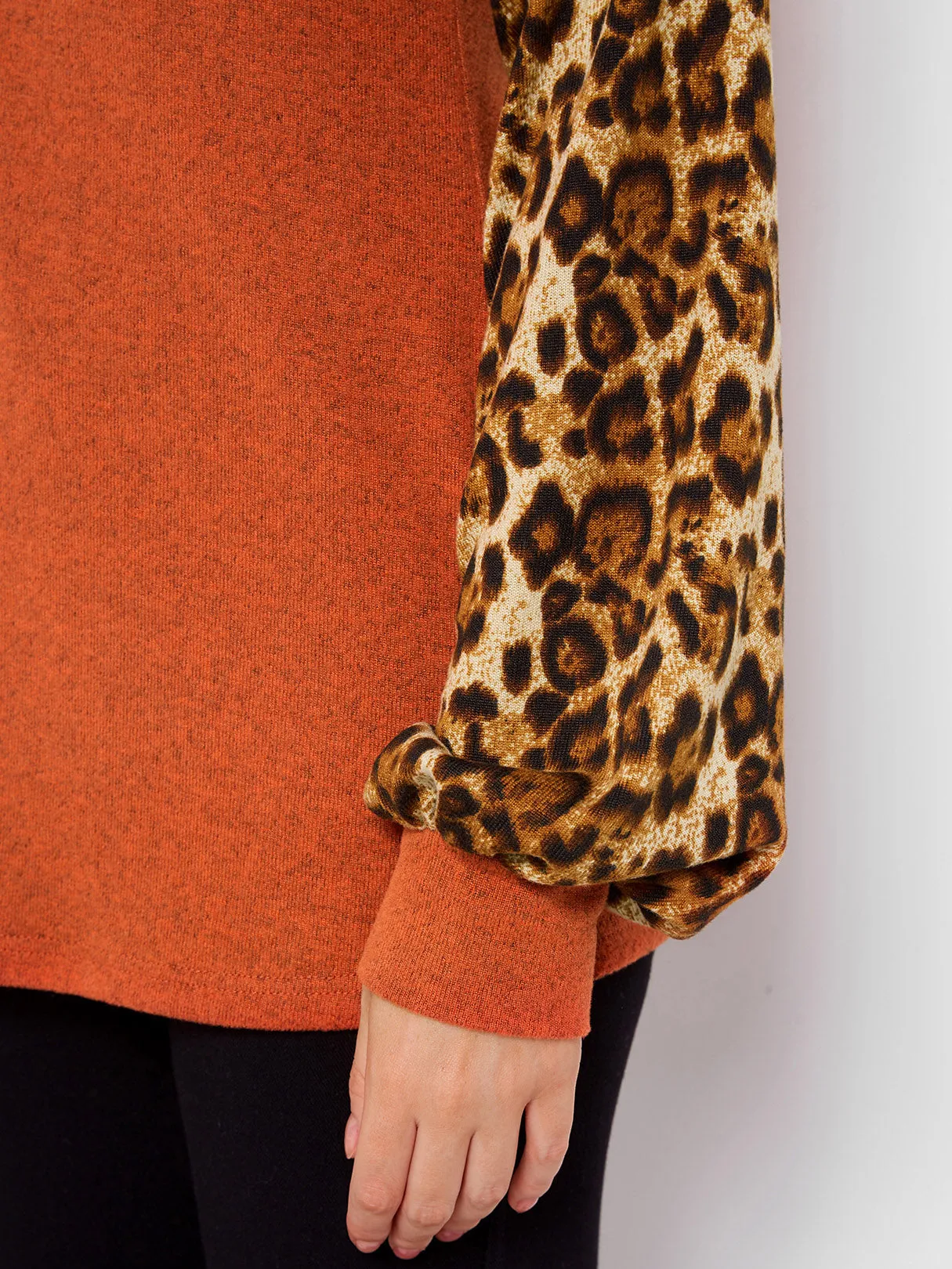 Custom Round Neck Leopard Long Sleeve Orange T-Shirts