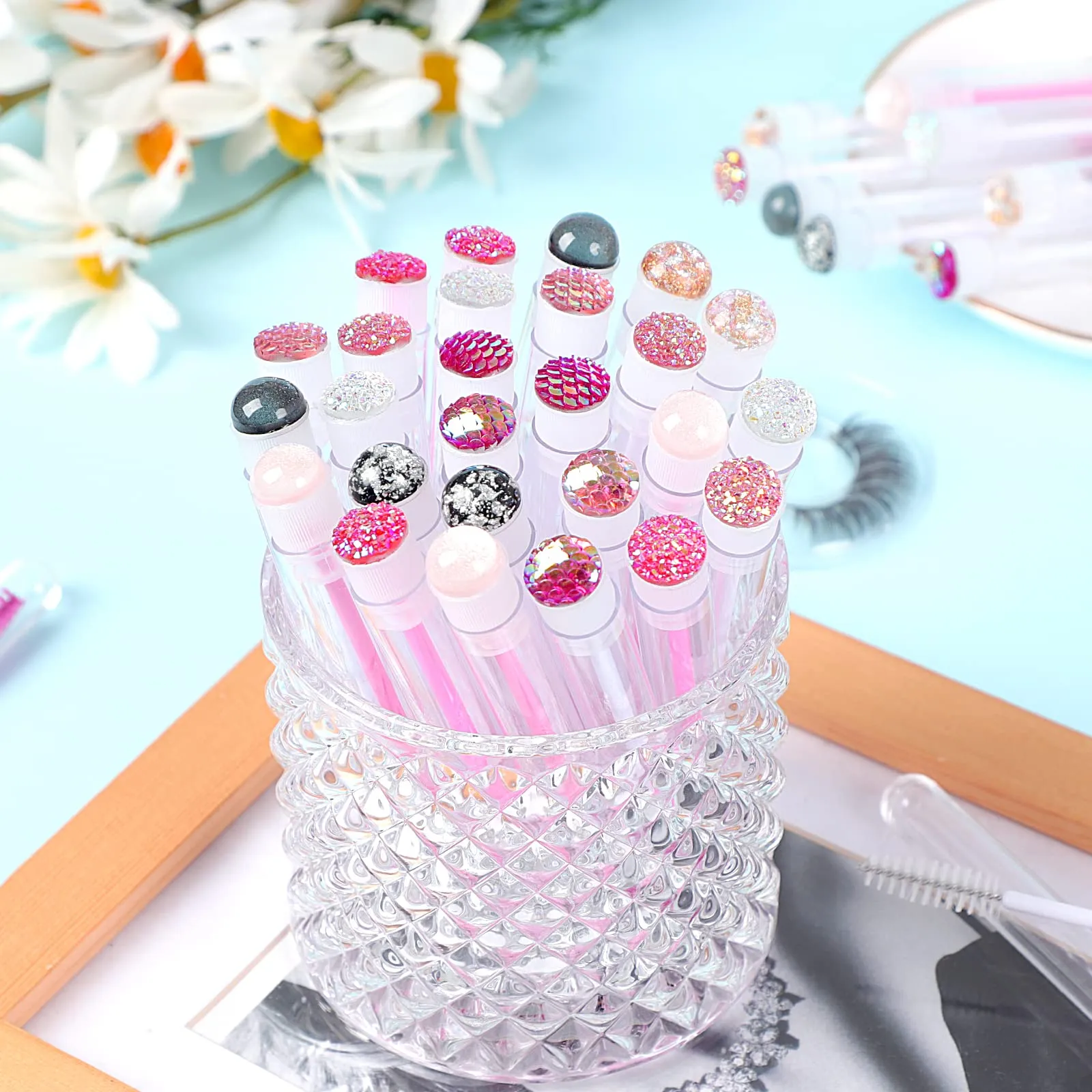 Dming 20 Pieces Eyelashes Brush Container Disposable Mascara Bruush Wand Case Lash Spoolies Tube Spoolie Holder Makeup Brush for Eyelash Extension Mix