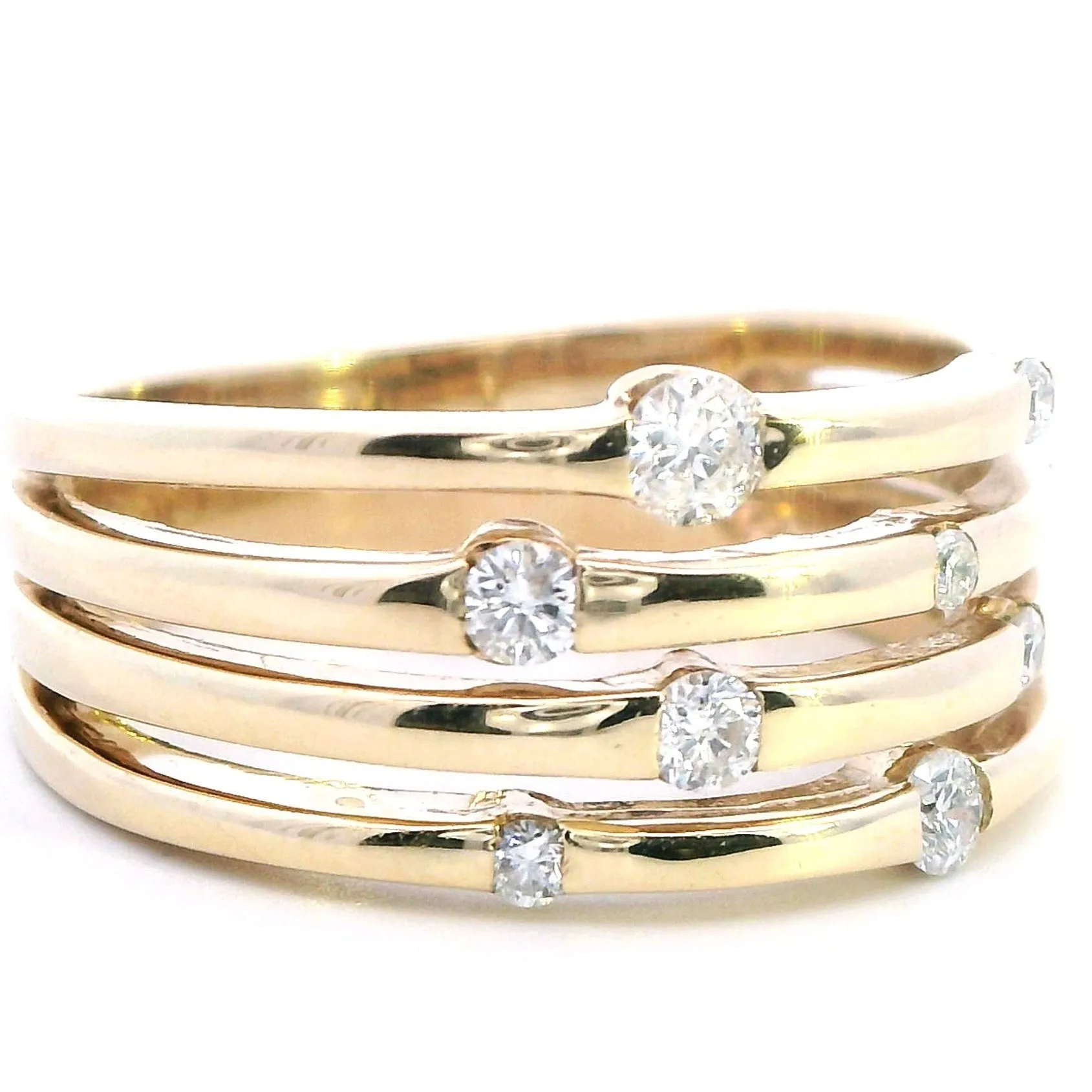 Elegant 9ct Yellow Gold Diamond Ring - Total Diamond Weight 0.34ct