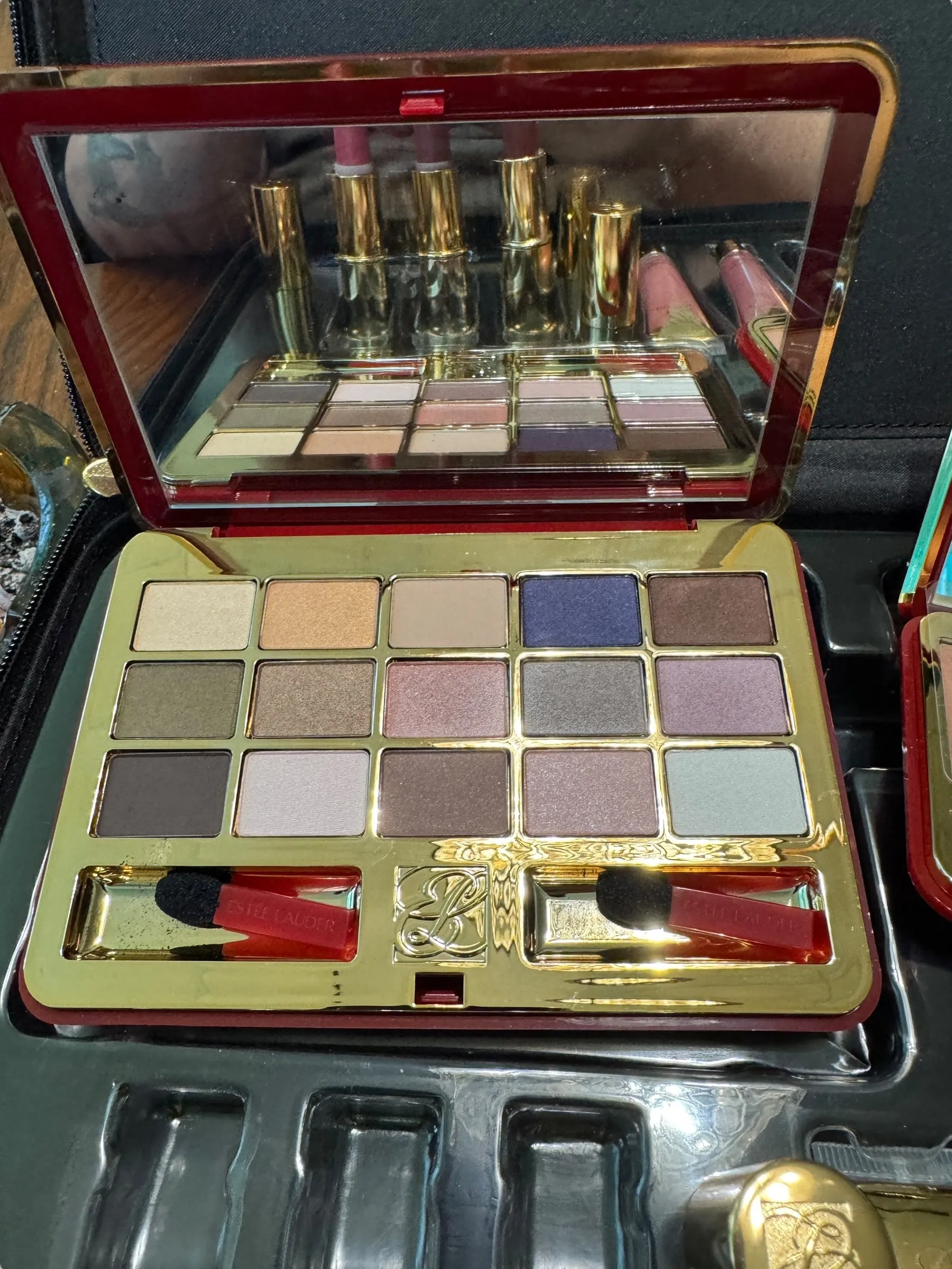 Estée Lauder BLOCKBUSTER Holiday Makeup Kit 15 Piece!