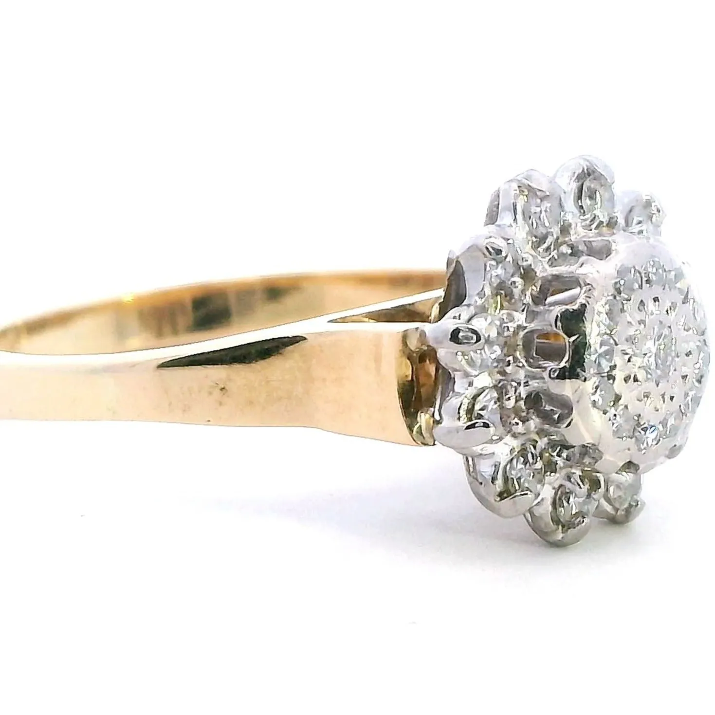 Exquisite 18K Yellow and White Gold Diamond Halo Ring - A Masterpiece of Elegance