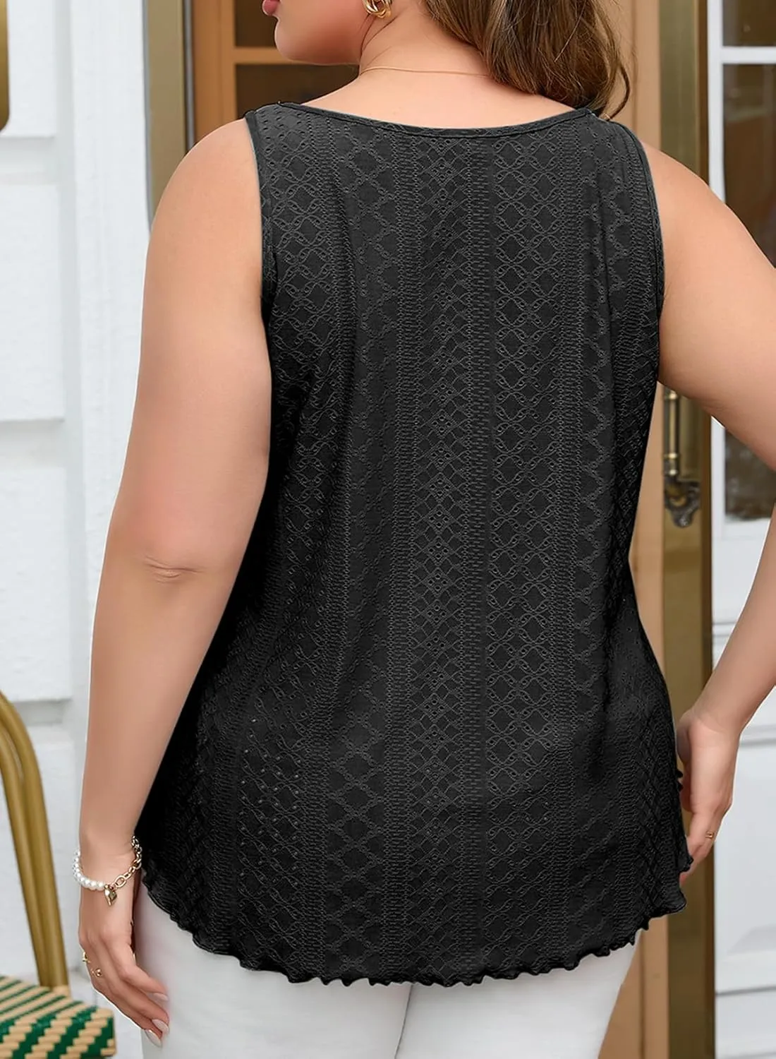 Eytino Womens Plus Size Tank Tops Summer Eyelet Embroidery Sleeveless T-Shirts Tops Scoop Neck Causal Loose Flowy Cami(1X-5X)
