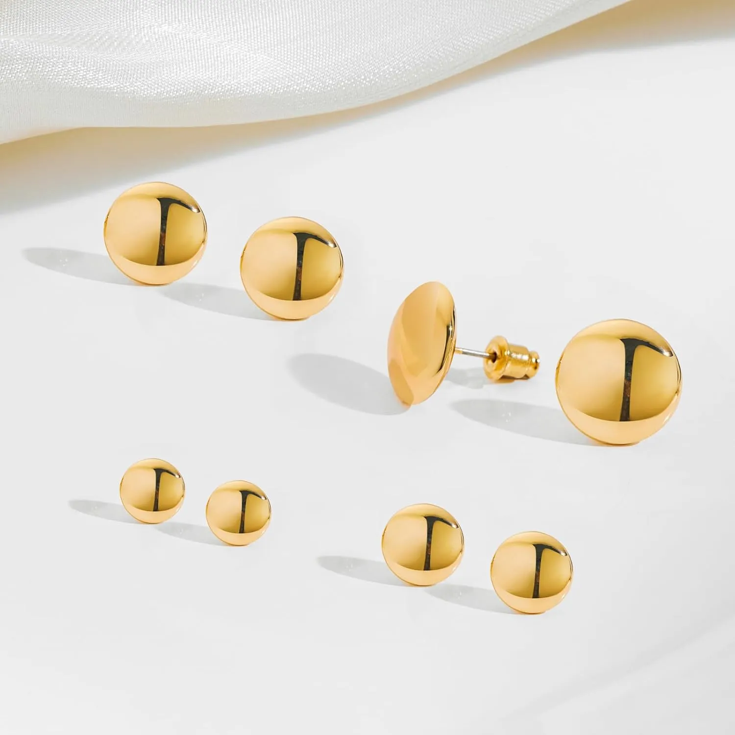 FAMARINE Dot Earrings Gold Silver Stud Earrings for Women Flat Round Earrings Minimalist Earrings