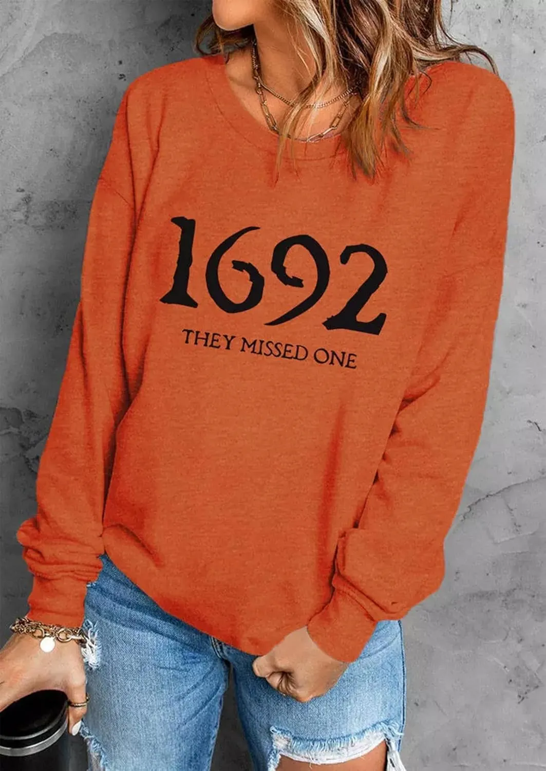 GREFLYING Halloween Sweatshirt for Women Sanderson Witch Museum Graphics Shirts Tops Reverse Tie Dye Rainbow Sweatshirt