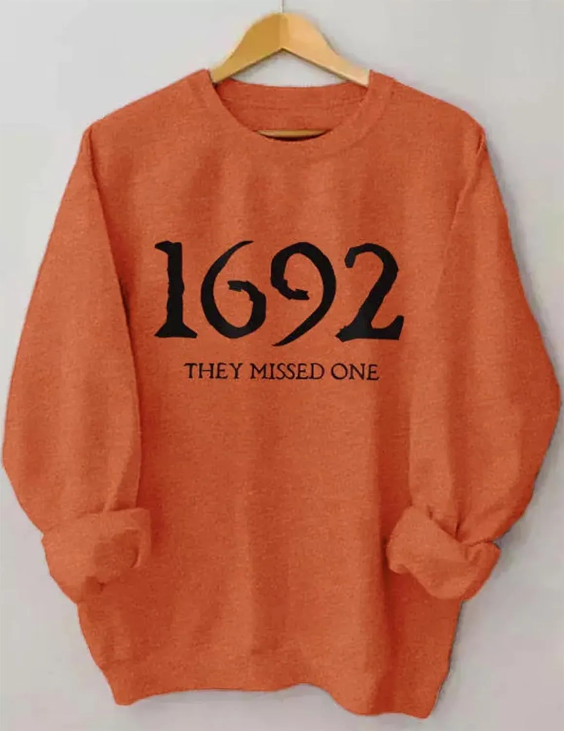 GREFLYING Halloween Sweatshirt for Women Sanderson Witch Museum Graphics Shirts Tops Reverse Tie Dye Rainbow Sweatshirt