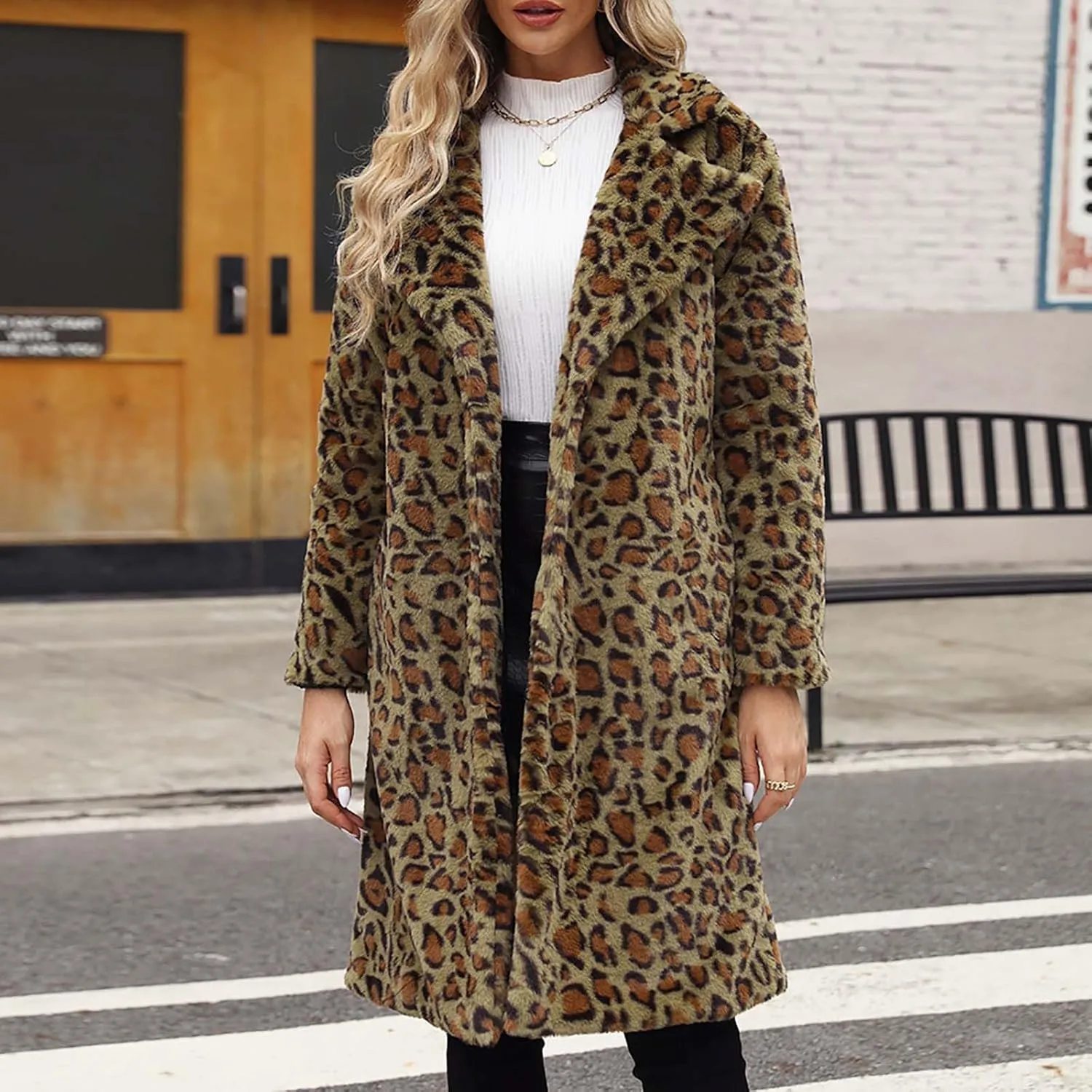 Lmdudan Womens 2024 Winter Faux Fur Coat Leopard Print Fleece Long Jacket Retro Lapel Warm Overcoat Plus Size Trench Coats
