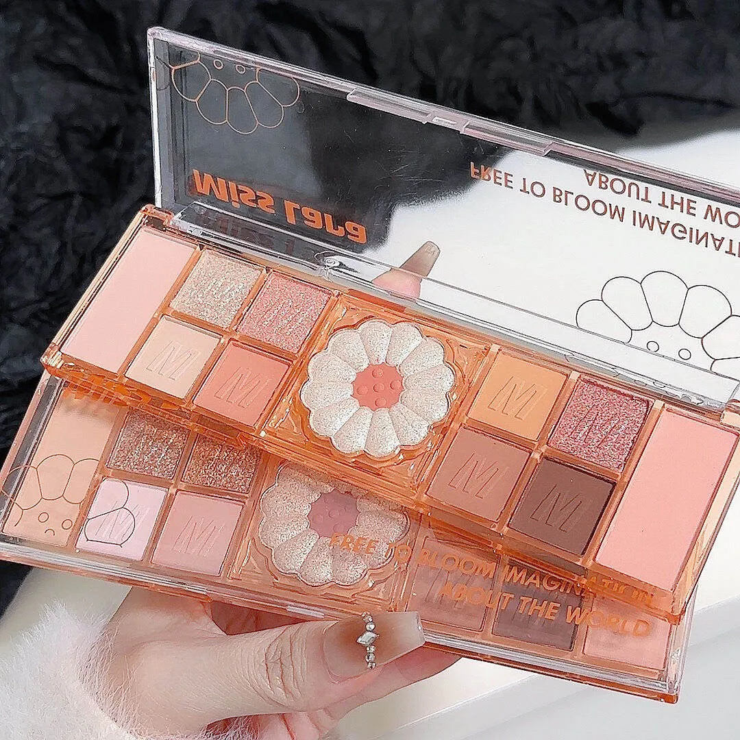 Miss Lara Flower Eyeshadow Palette Nude Natural Glitter Delicate Eyeshadow Pallete