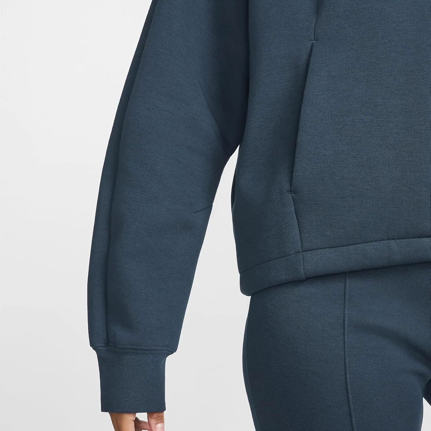 Nike Sportswear Tech Fleece Women's Oversized Hoodie (FV6322-478, Armory Navy/Black)