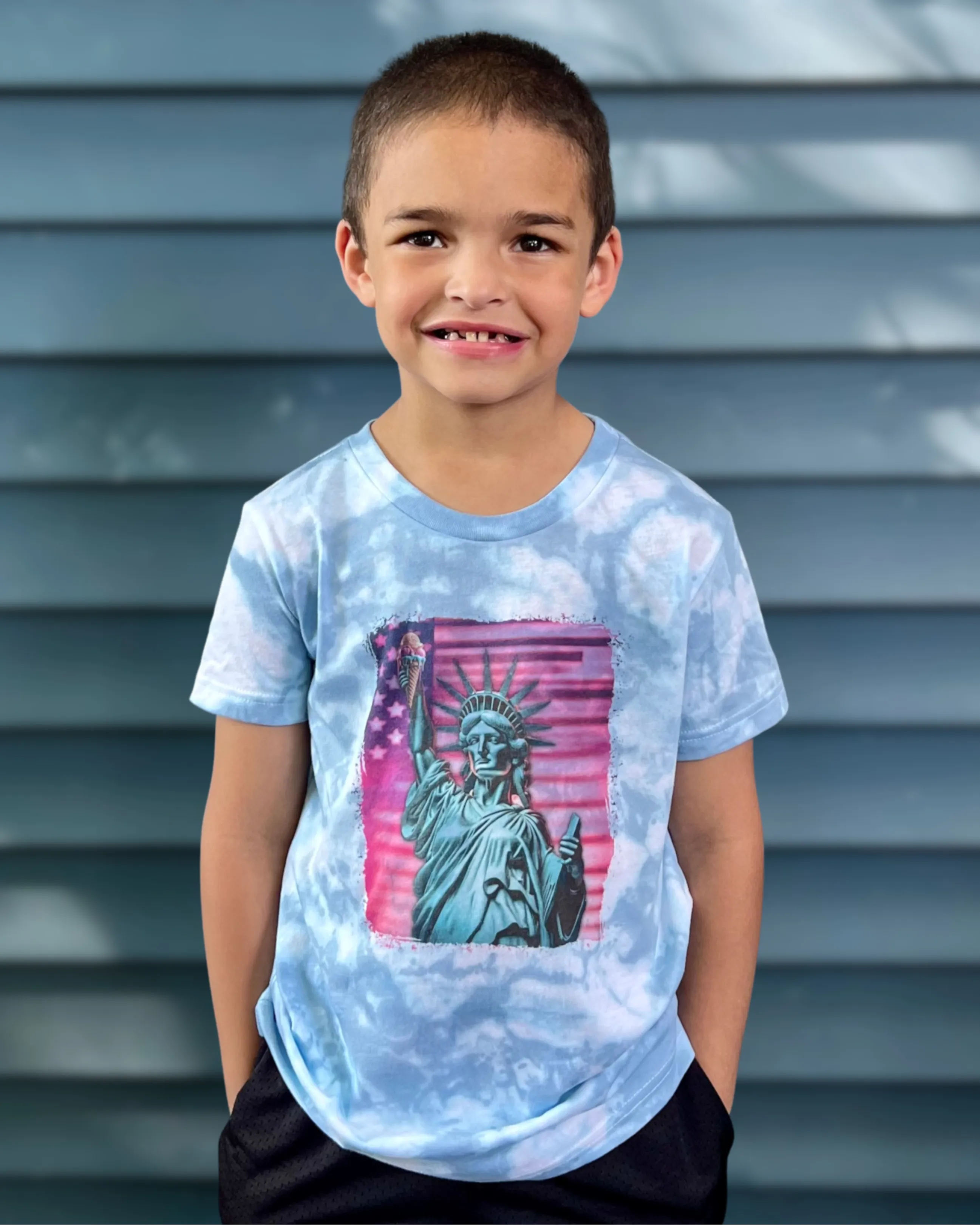statue of liberty | t-shirt