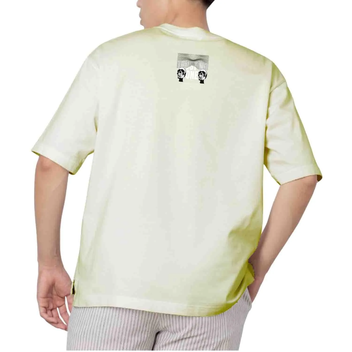 Trust no one Oversized T-shirt
