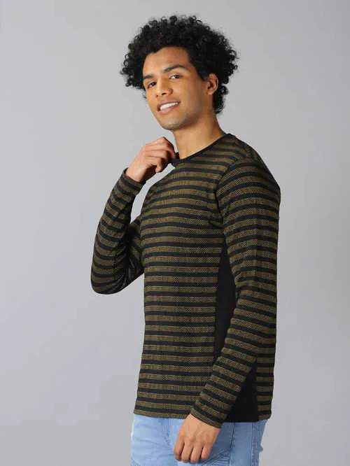 UrGear Striped Men Round Neck Black T-shirt