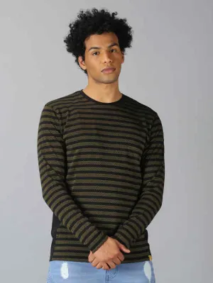 UrGear Striped Men Round Neck Black T-shirt