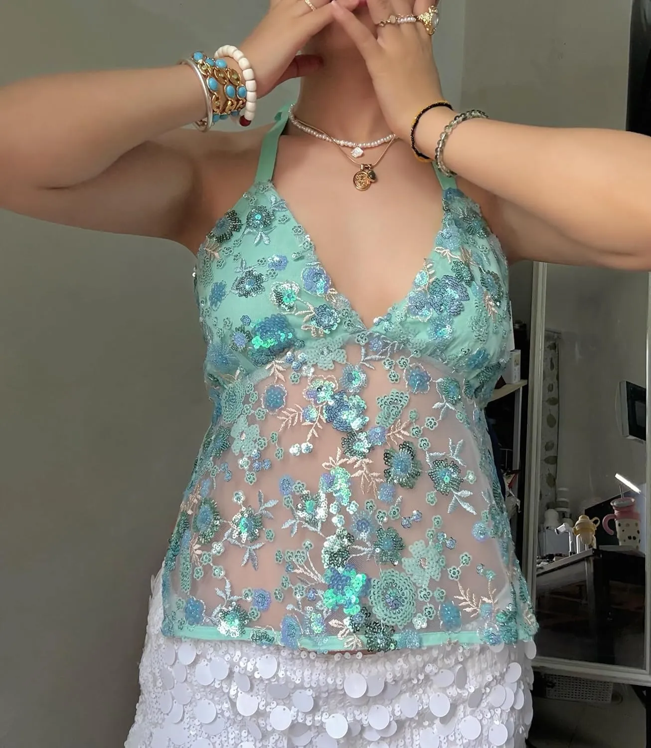 Women Y2k Glitter Sequin Cami Top Spaghetti Strap Backless Sparkle Camisole Sexy V Neck Going Out Tops Clubwear
