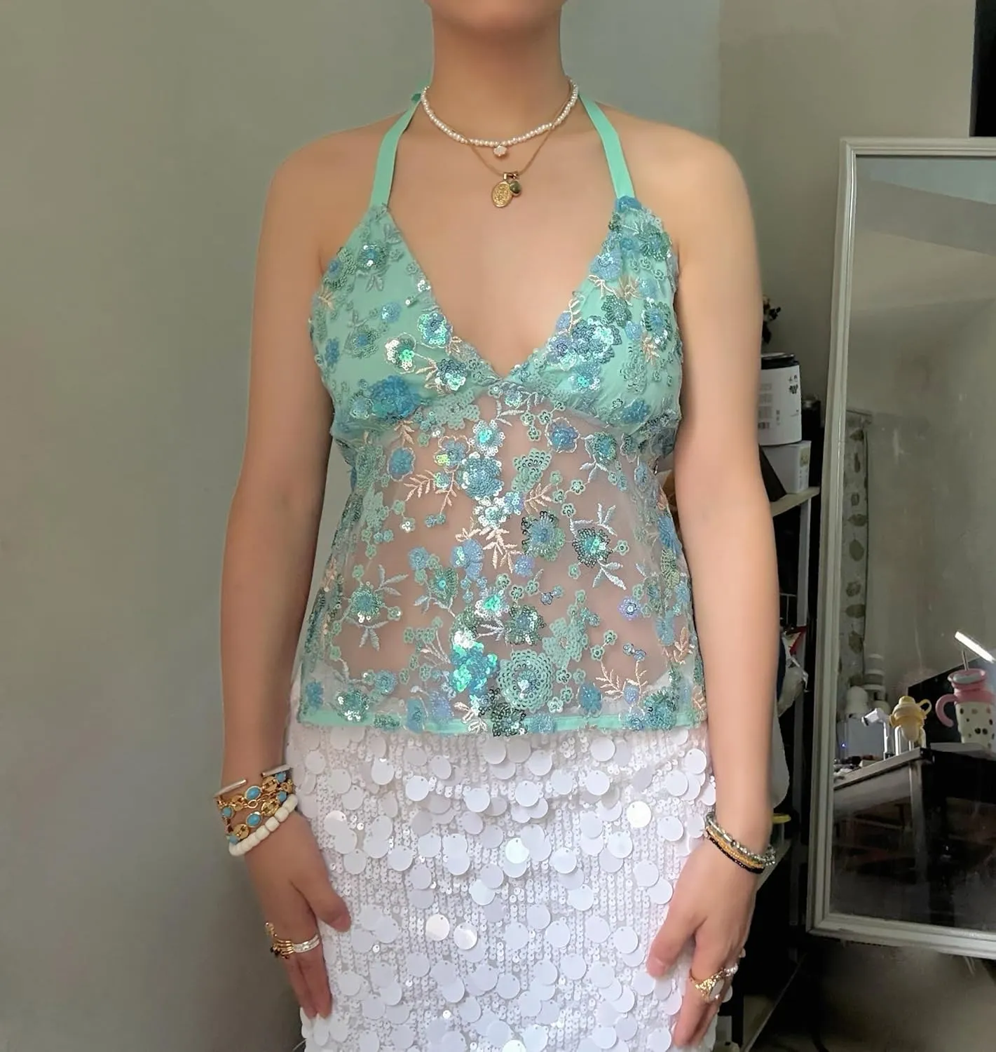 Women Y2k Glitter Sequin Cami Top Spaghetti Strap Backless Sparkle Camisole Sexy V Neck Going Out Tops Clubwear