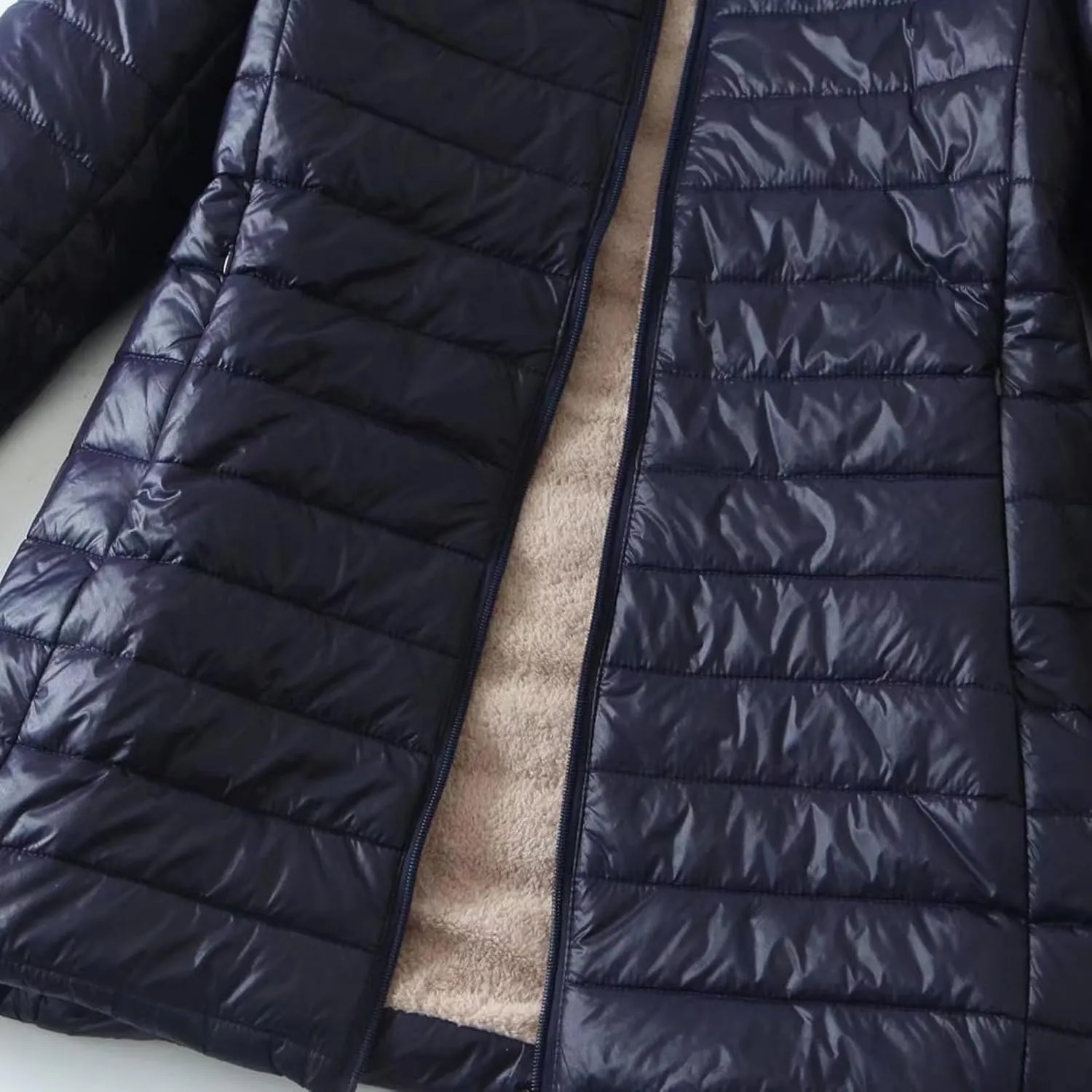 Women's Long Puffer Jacket Oversized Down Coat Lightweight Quilted Hooded Jacket Warm Fleece Lined Winter Outerwear